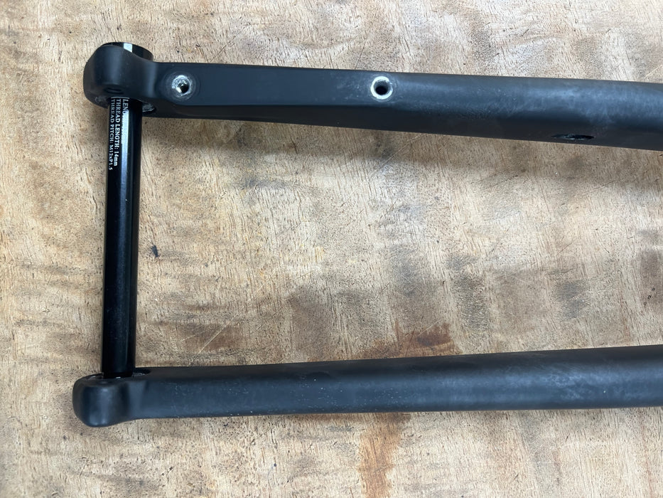 Fugazzi Dominatrix Carbon Gravel Fork w Axle