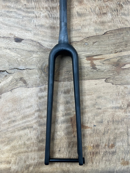 Fugazzi Dominatrix Carbon Gravel Fork w Axle