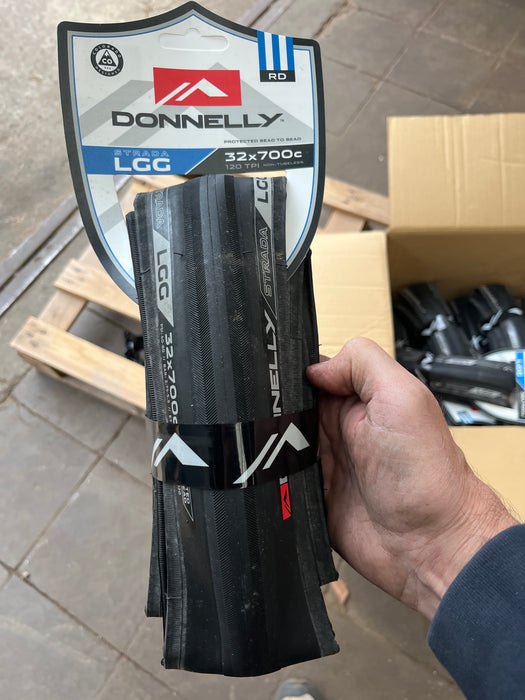 Donnelly Strada LGG 700 x 32 Road Tyre – 120TPI Black Folding