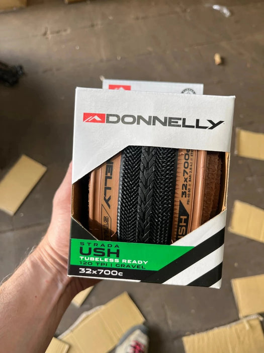 Donnelly Strada USH 700x32 gravel and all-road tyre, tan sidewall, tubeless-ready folding bead