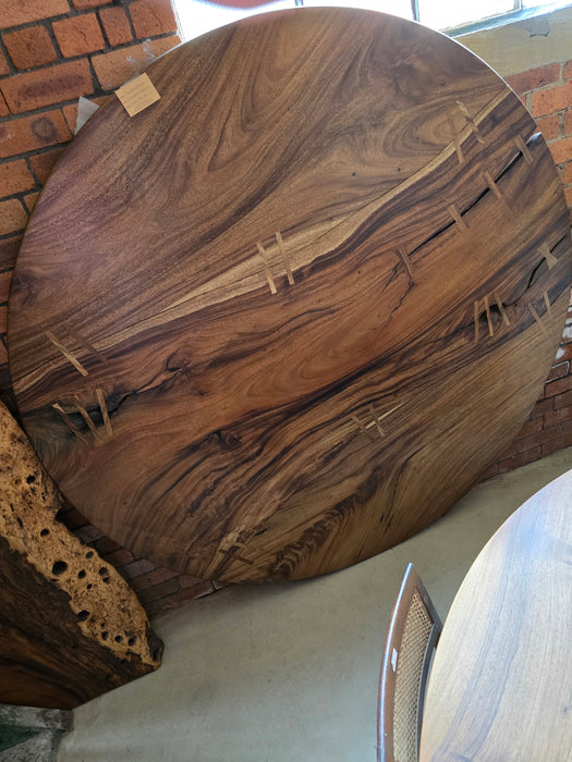 Reduxwood Chamcha round table with base Dia.200cm