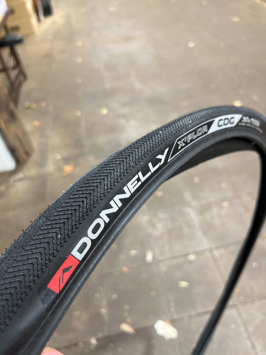 Donnelly X'Plor CDG 700 x 30 All-Road Gravel Tyre – 60TPI Black Wire Bead (OEM)
