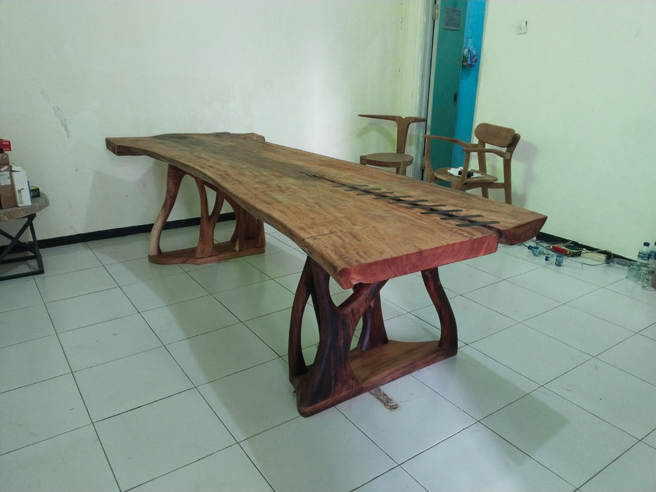 Gembol Wood, Long Table 001