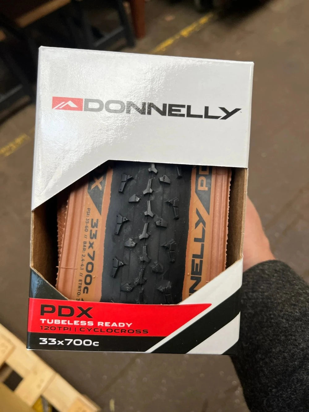 Donnelly PDX 700 x 33 120TPI TL Tan Folding Tyre (AFM) — bananaindustries