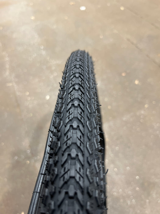 Donnelly X'Plor MSO 650b x 50 Adventure Gravel Tyre – TL Black Folding (OEM)