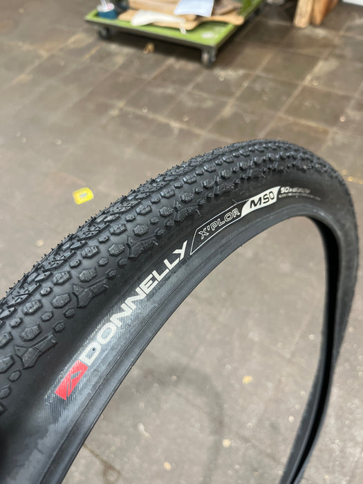 Donnelly X'Plor MSO 650b x 50 Adventure Gravel Tyre – 30TPI Black Wire Bead (OEM)
