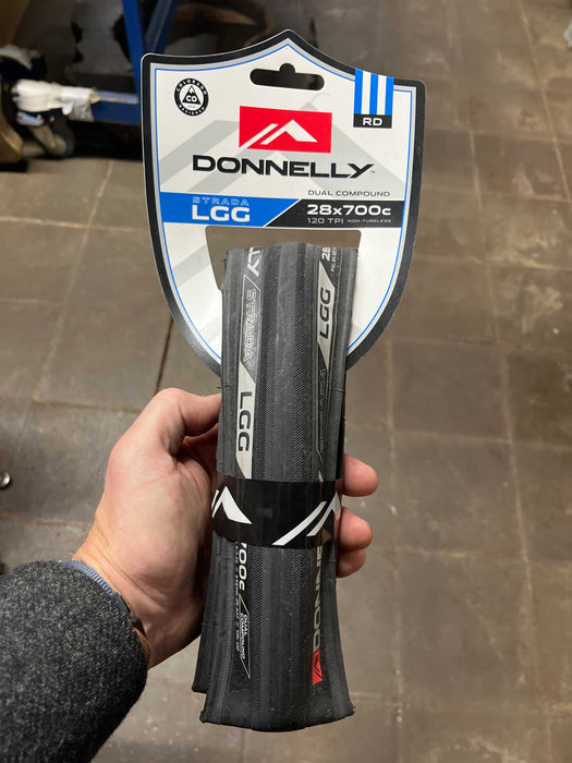 Donnelly Strada LGG 700 x 28 Road Tyre – 120TPI Black Folding