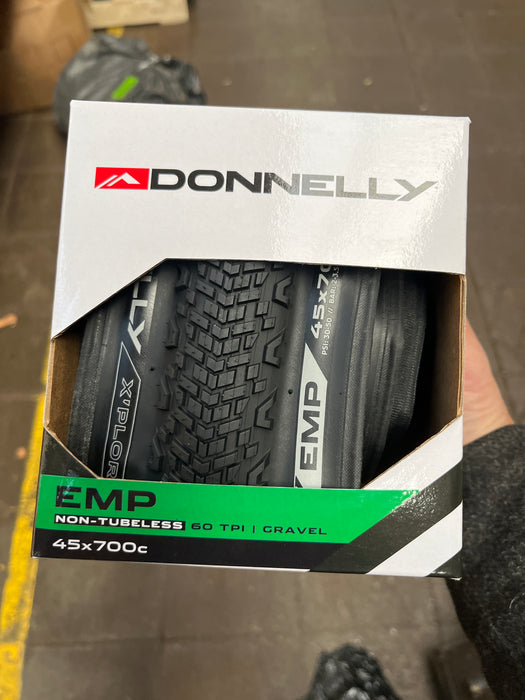 Donnelly EMP 700 x 45 Gravel Tyre – 60TPI Black Folding