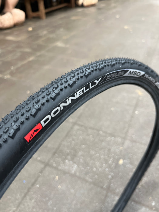 Donnelly X'Plor MSO 650b x 36 Adventure Gravel Tyre – TL Black Folding (OEM)