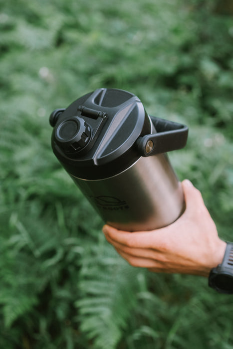 Wild Roots Big Jugs vacuum insulated flask with Handles 1.8L
