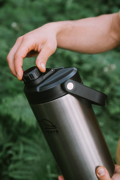 Wild Roots Big Jugs vacuum insulated flask with Handles 1.8L