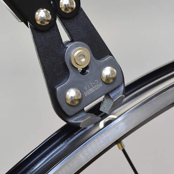 Hozan C-216 Spoke Cutter