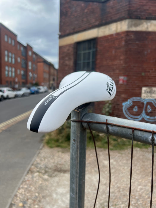 Saddle Selle Italia Flite TT T.E. Prof White 280mm x 140mm 235g