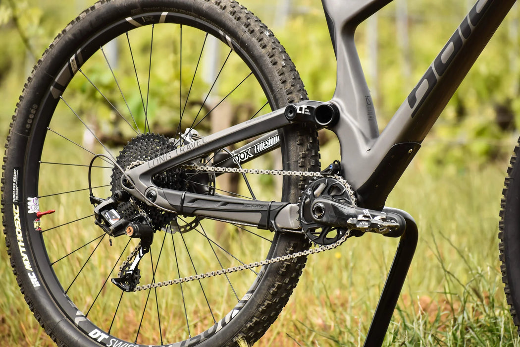 IRC TIRE Mythos XC TLR Folding | 27.5" x 2.25"
