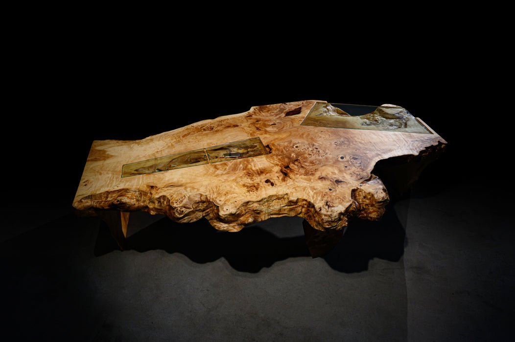 True Wood 'Candyburr' Coffee table