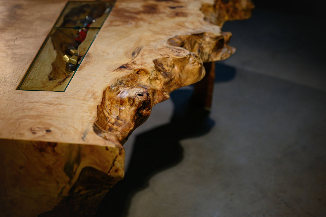True Wood 'Candyburr' Coffee table