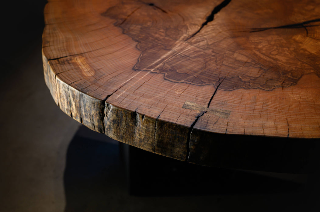 True Wood 'Dual Bloom' Coffee table (2/2)