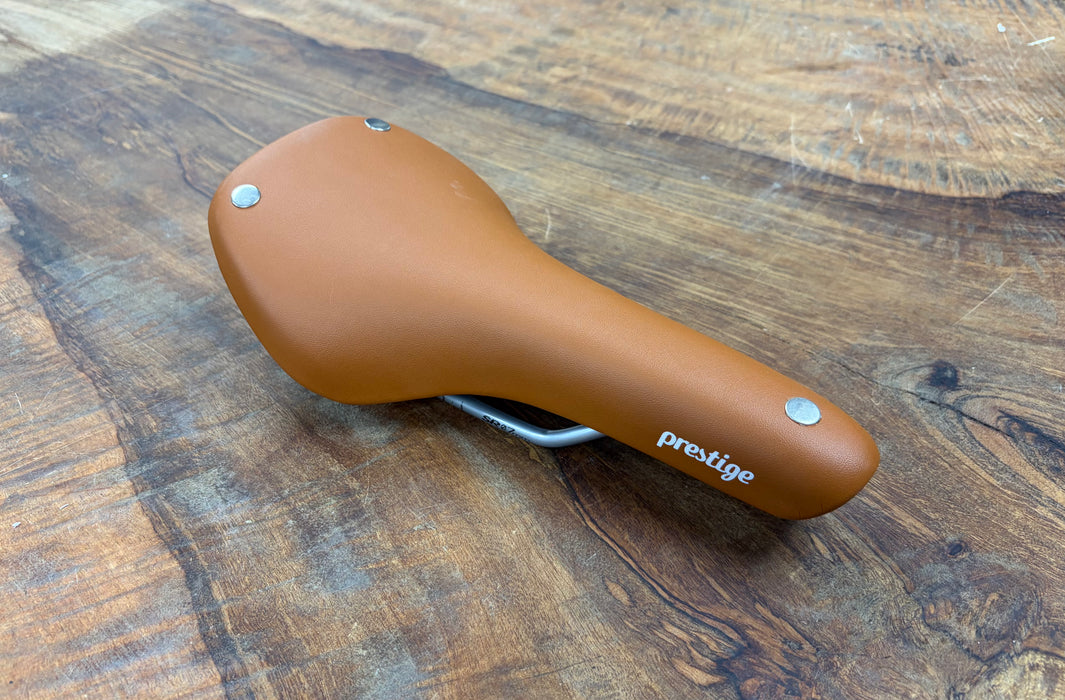 Selle Royal Athletic Classic Prestige Saddle 135 × 275mm