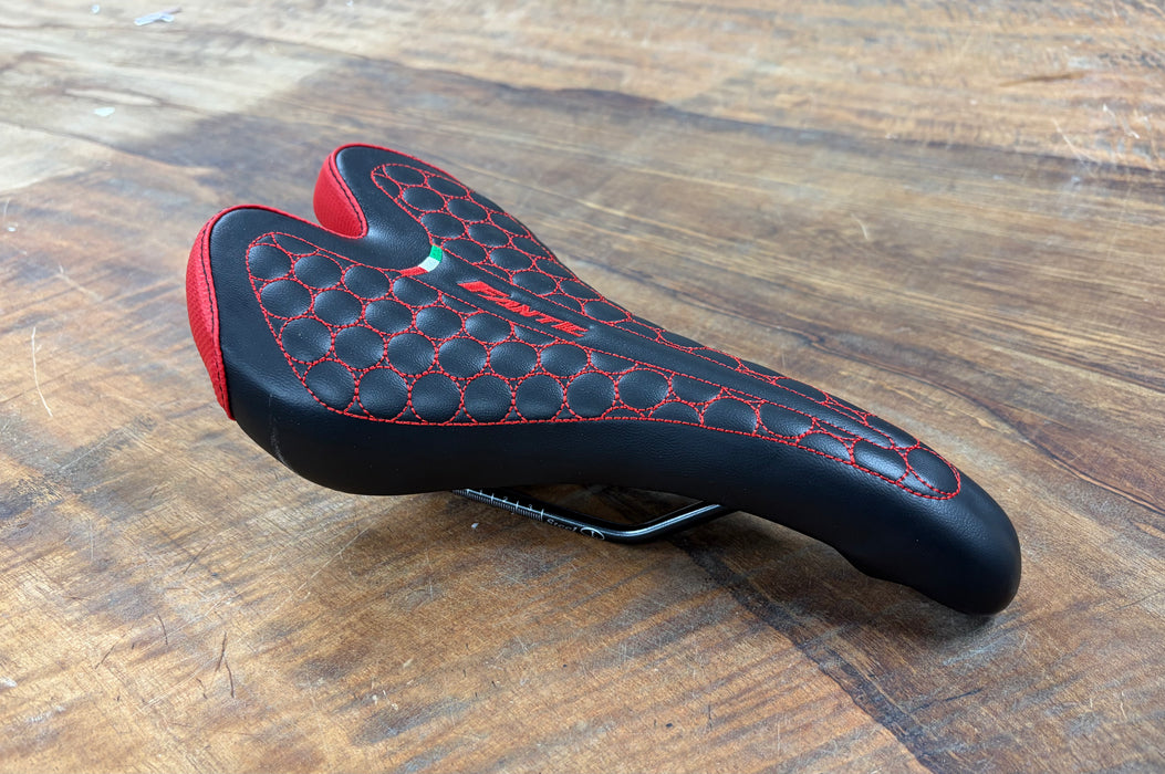 Selle Monte Grappa Leather Black 145x275mm (Fantic Logo)