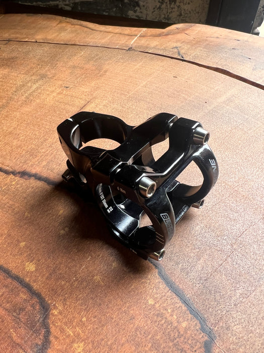 Reverse Components Black-ONE D-2 Titanium Ahead Stem 35mm Ø35mm