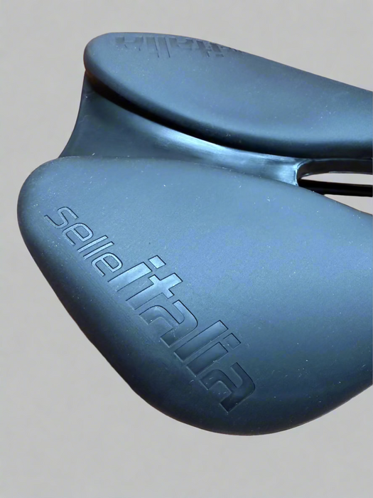 Selle Italia Model X Novus Boost Evo Superflow Saddle Special Edition