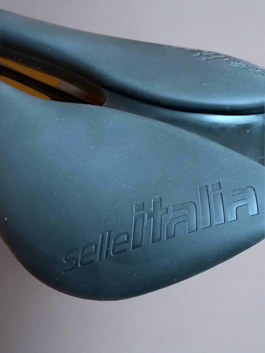 Selle Italia Model X Novus Boost Evo Superflow Saddle Special Edition