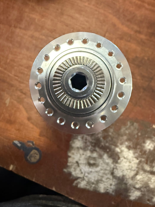 Borg Rear Hub 36Hole Rear Black / Silver Shimano