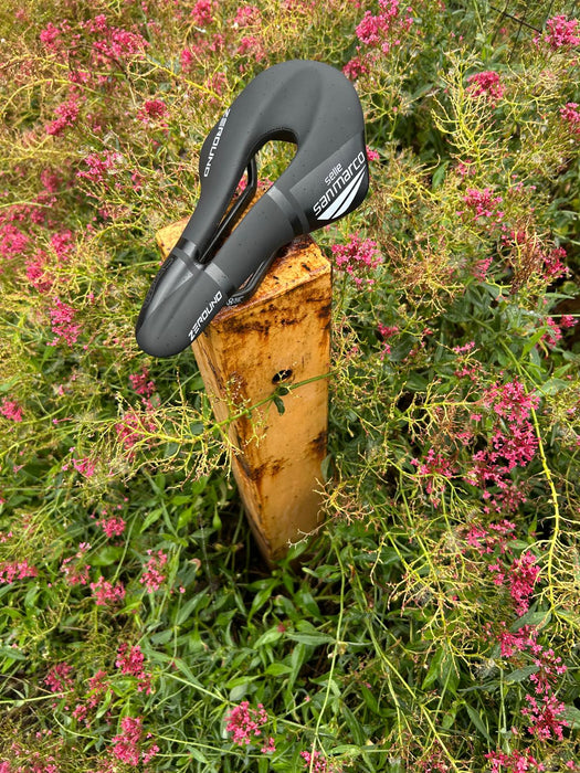 Selle San Marco Shortfit Racing Wide Open 255mm x 155mm Carbon Rails