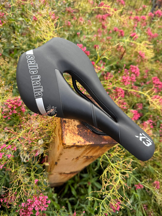 Selle Italia X3 XP Lady Boost Flow Saddle 155 x 255mm 235g