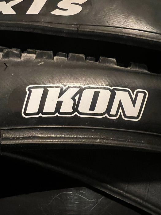 Maxxis Ikon 29"X2.2 60TPI Folding Exo Tubeless Ready