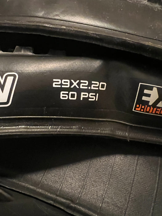 Maxxis Ikon 29"X2.2 60TPI Folding Exo Tubeless Ready