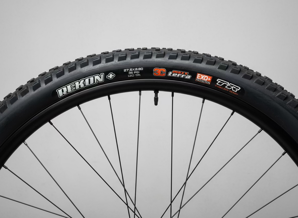 Rekon + 27.5x2.8 Maxx Terra EXO+ TR WT Folding Tubeless