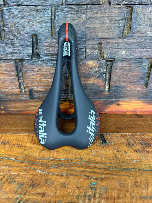 Selle Italia SLR Superflow Team Edition PROF 6.0 (145mm) Carbon Rails