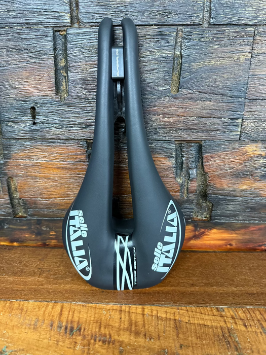 Selle Italia NOVUS Superflow 145 Team Edition PROF 5.0 Carbon Rail