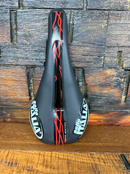 Selle Italia NOVUS Superflow Team Edition PROF 3.0 Carbon Rail