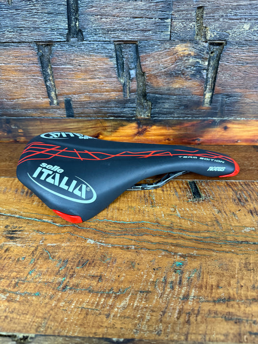 Selle Italia NOVUS L T.E. PROF 3.0 Carbon Rail