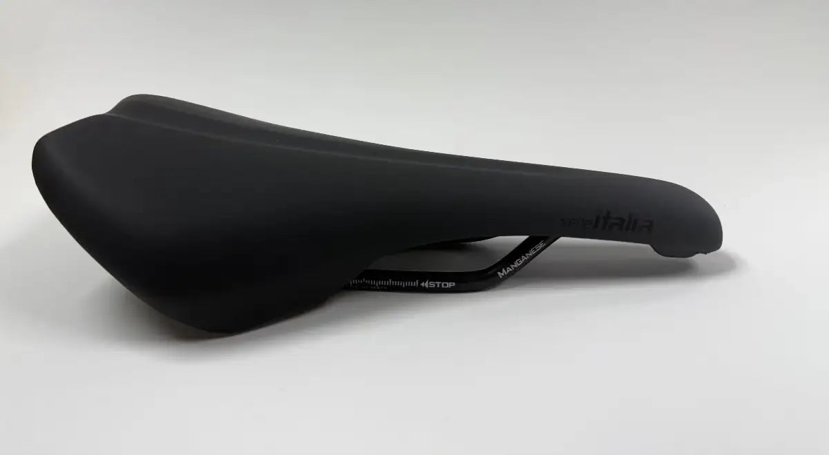 Selle Italia X3 Saddle, Manganese, 140 × 250 mm Black