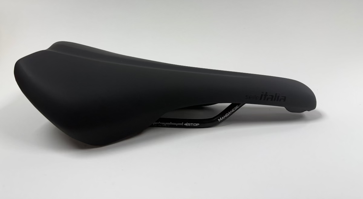Selle Italia X3 Saddle, Manganese, 140 × 250 mm Black