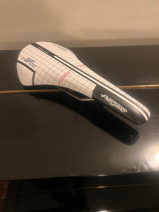 Special Edition Saddle San Marco Regale Narrow Flat Dima XSilite Rails