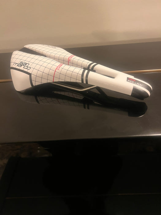 Special Edition saddle San Marco Mantra Wide Dima XSilite Rails