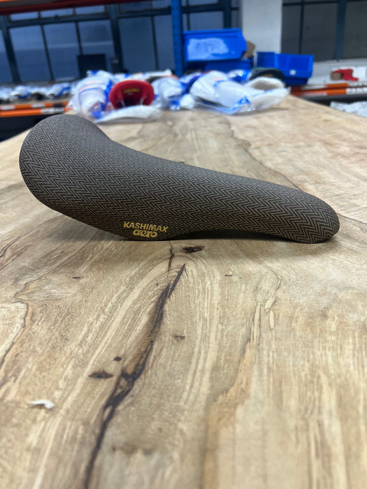 KASHIMAX Saddle AERO AX-2A Padded, Favor 2029, Black Base, CP Rail