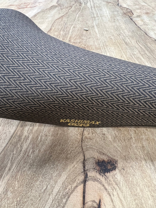 KASHIMAX Saddle AERO AX-2A Padded, Favor 2029, Black Base, CP Rail