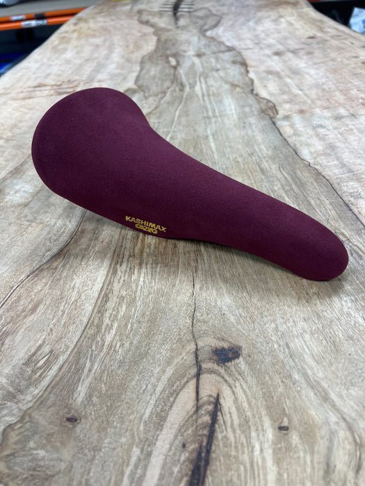 KASHIMAX Saddle AERO AX-4A Padded, Belleseim Wine, Black Base, CP Rail