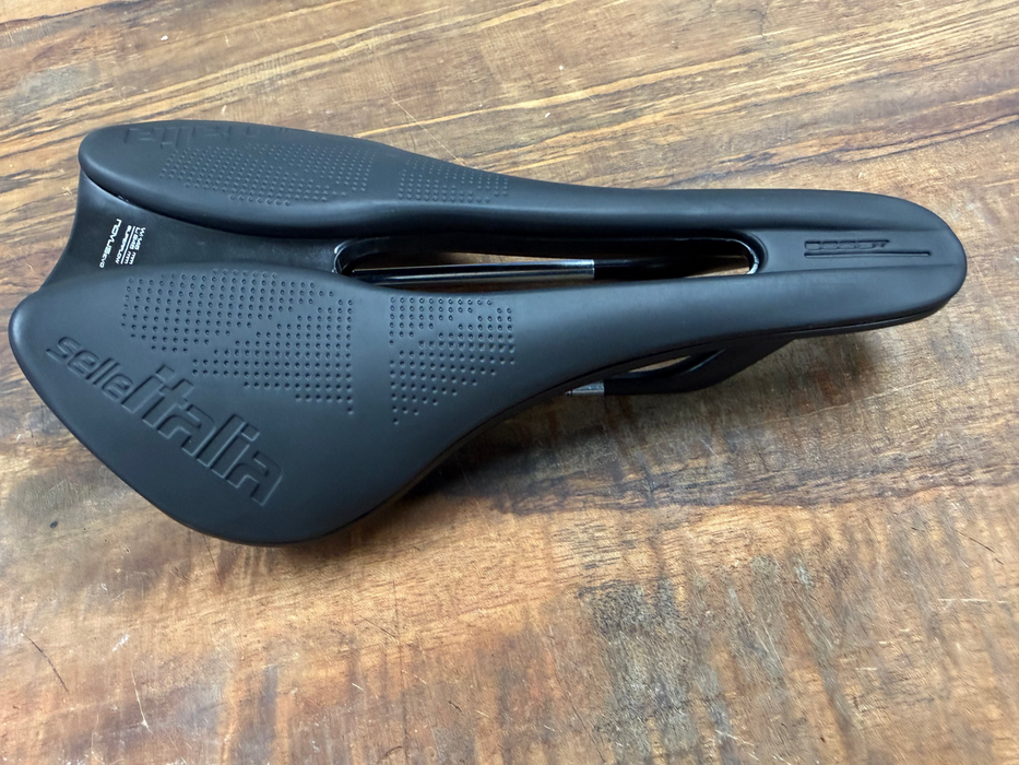 Selle Italia Model X Novus evo Superflow Boost Saddle Fec Rails