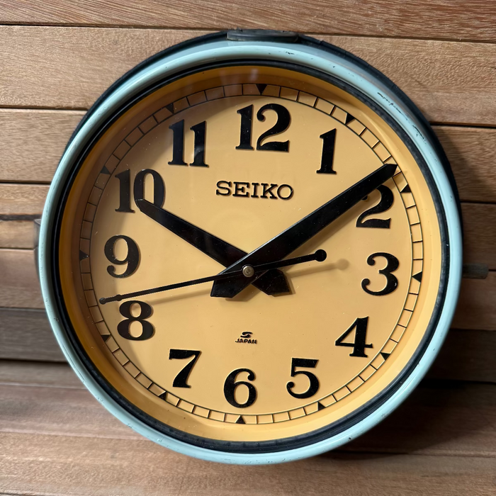 Seiko clock
