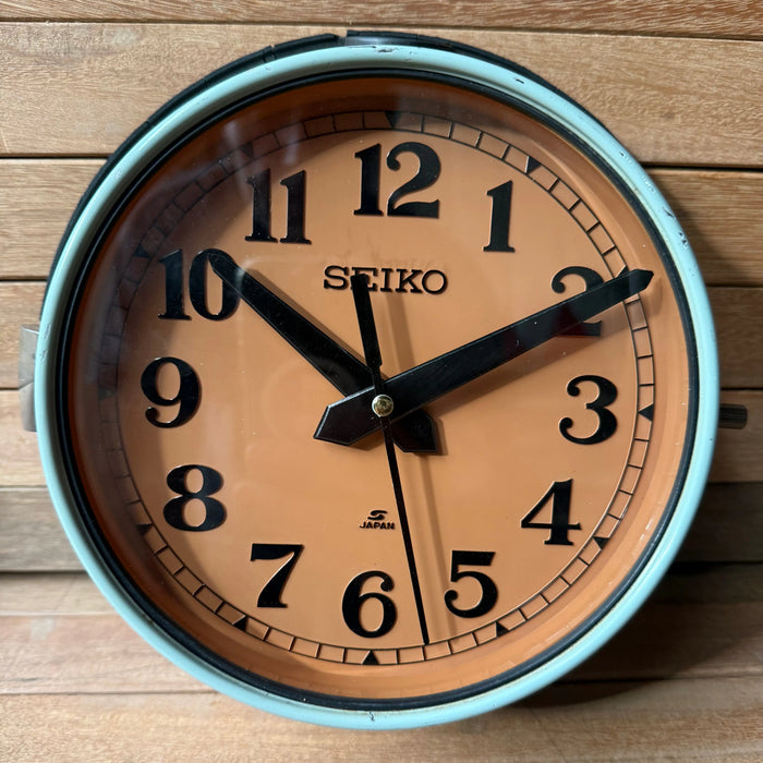 Seiko ship's cabin clock, green paint, coffee face – photo 1