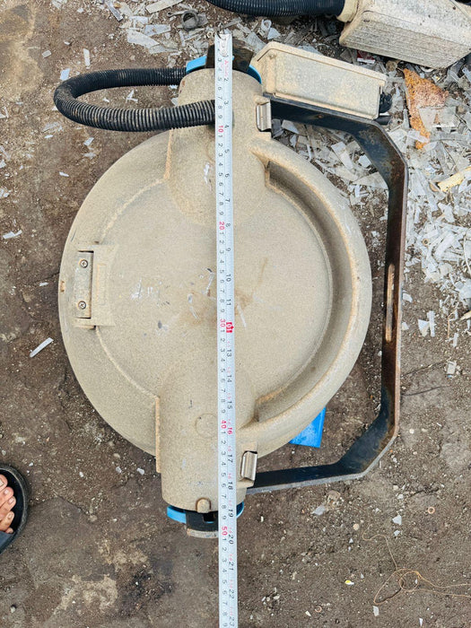 The Best of the Best .   Salvaged Spaceship Light