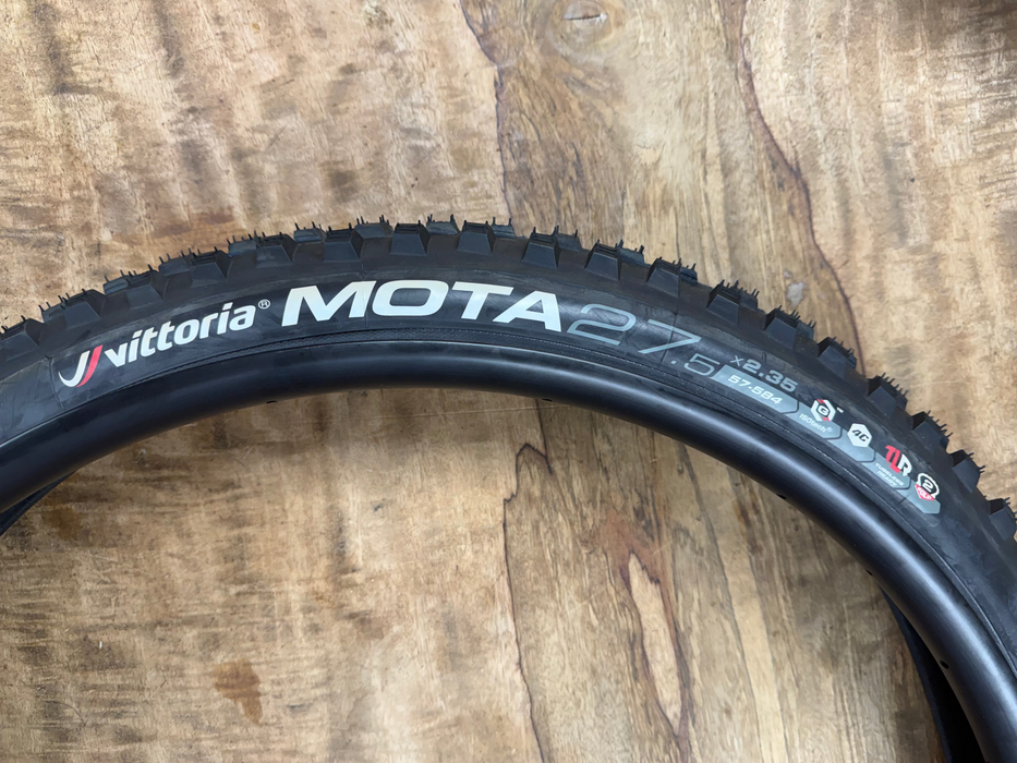 Vittoria Mota 27.5 x 2.35 Enduro Tyre – 2-Ply 4C Graphene 2.0 (Folding)