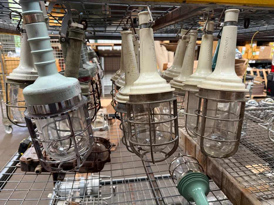 Final Clearance got to go Aluminium Dae Yang Hand Lamp colour mix