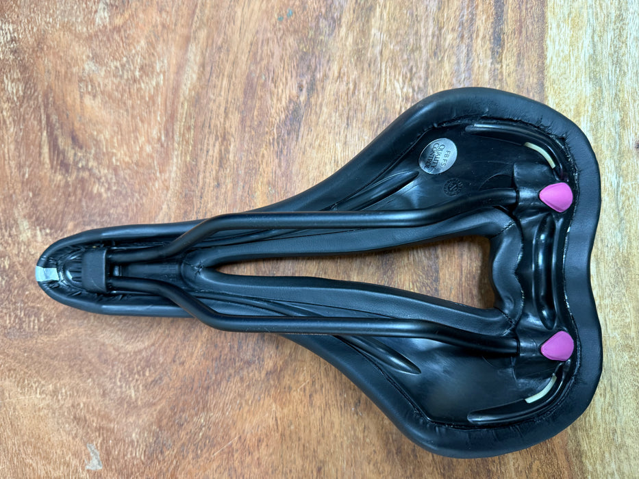 Selle Italia Diva Gel Flow Women's Saddle - Black S3 Manganese Rails